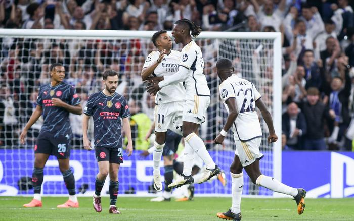 在比赛期间 在比赛期间