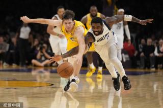 从正面看 从正面看