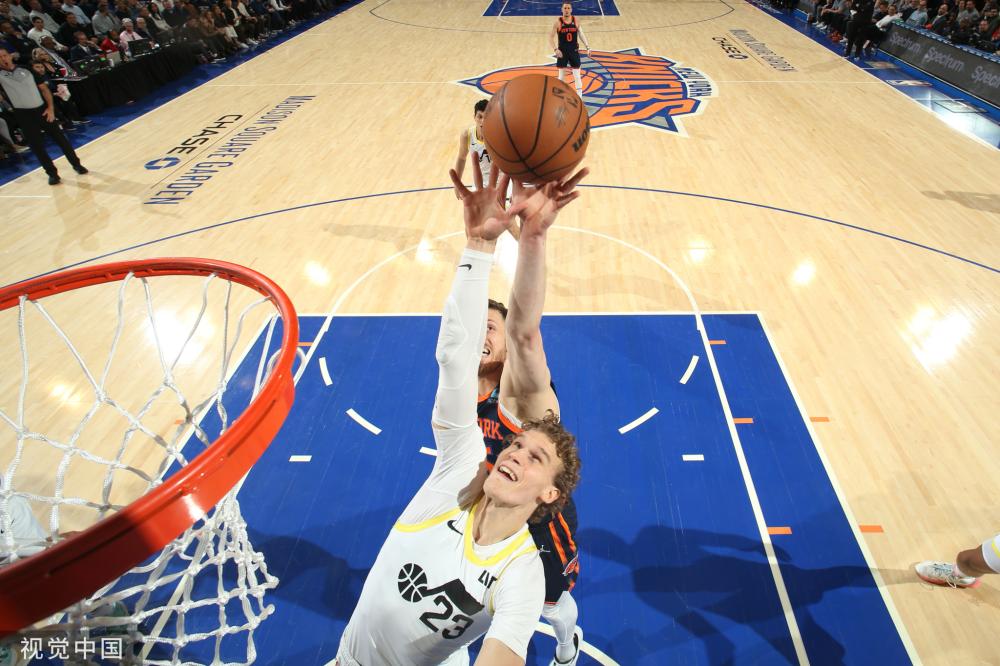 定前场控球 定前场控球