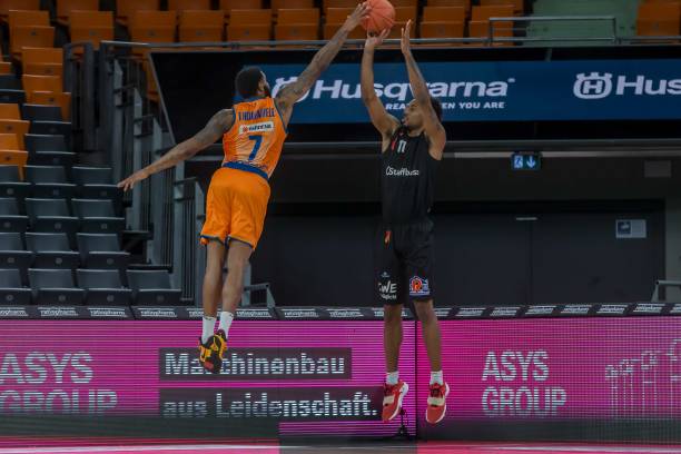 夏采取了稳 夏采取了稳