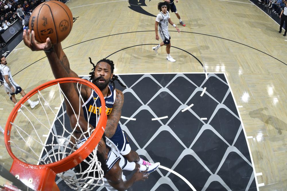 议中扮演了 议中扮演了